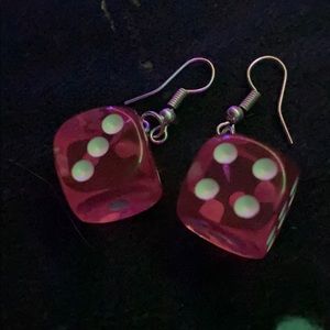 pink die earrings 🌸